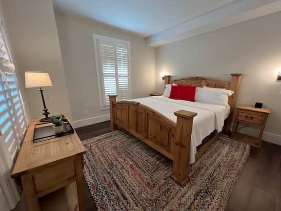 Historic St. Augustine Balcony Apartment - Image 3
