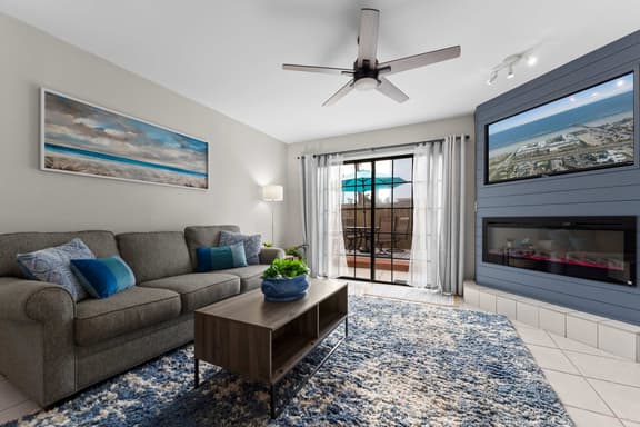 Jax Beach Pet-Friendly Home, Walk to Beach - Image 1